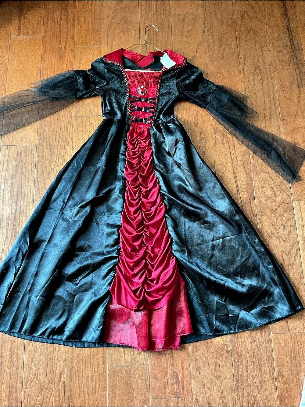 Spirit Halloween Red Vampiress Deluxe Child Costume Dress